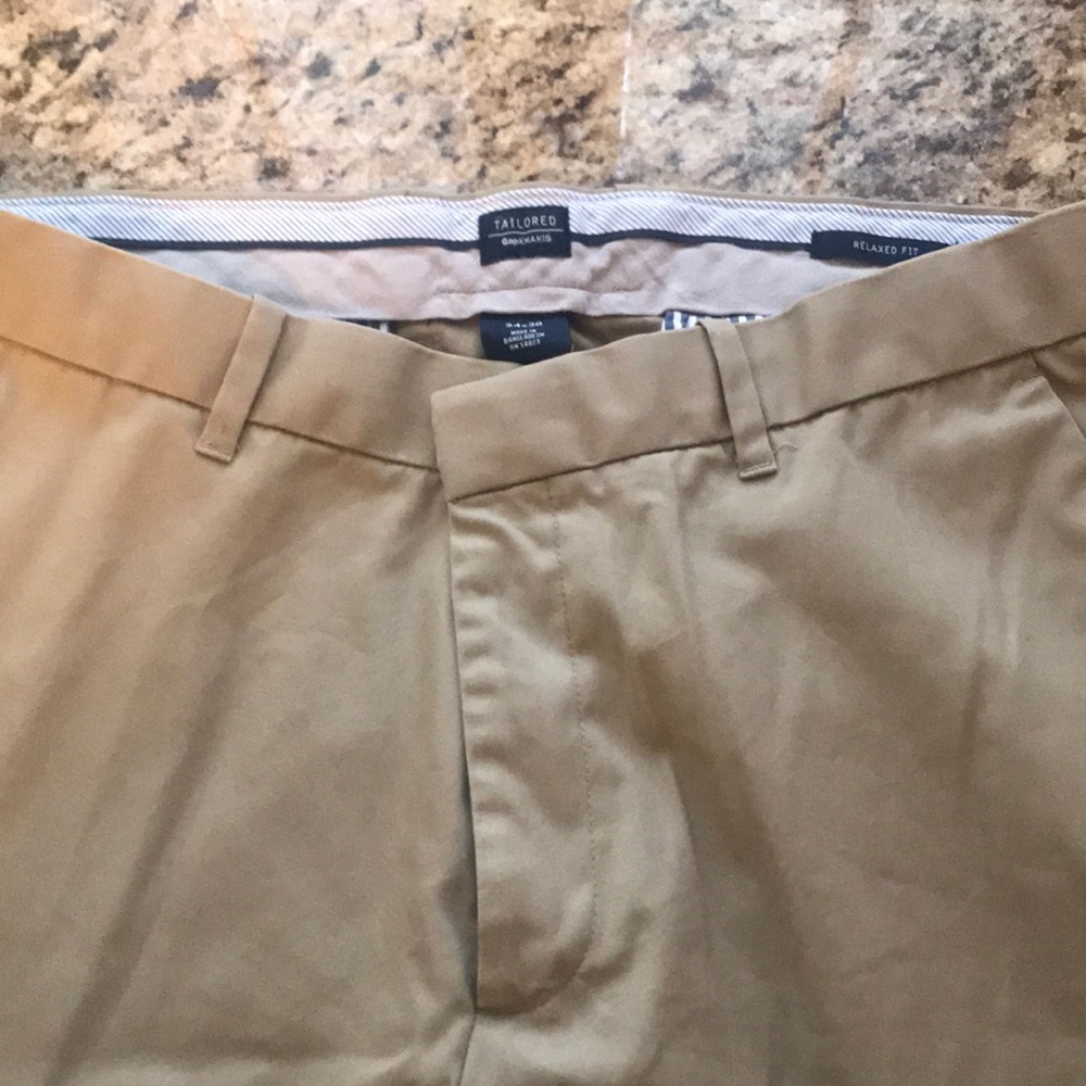 Gap khakis relaxed fit